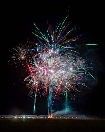 Feu d'artifice de Saint Denis de l'Hôtel